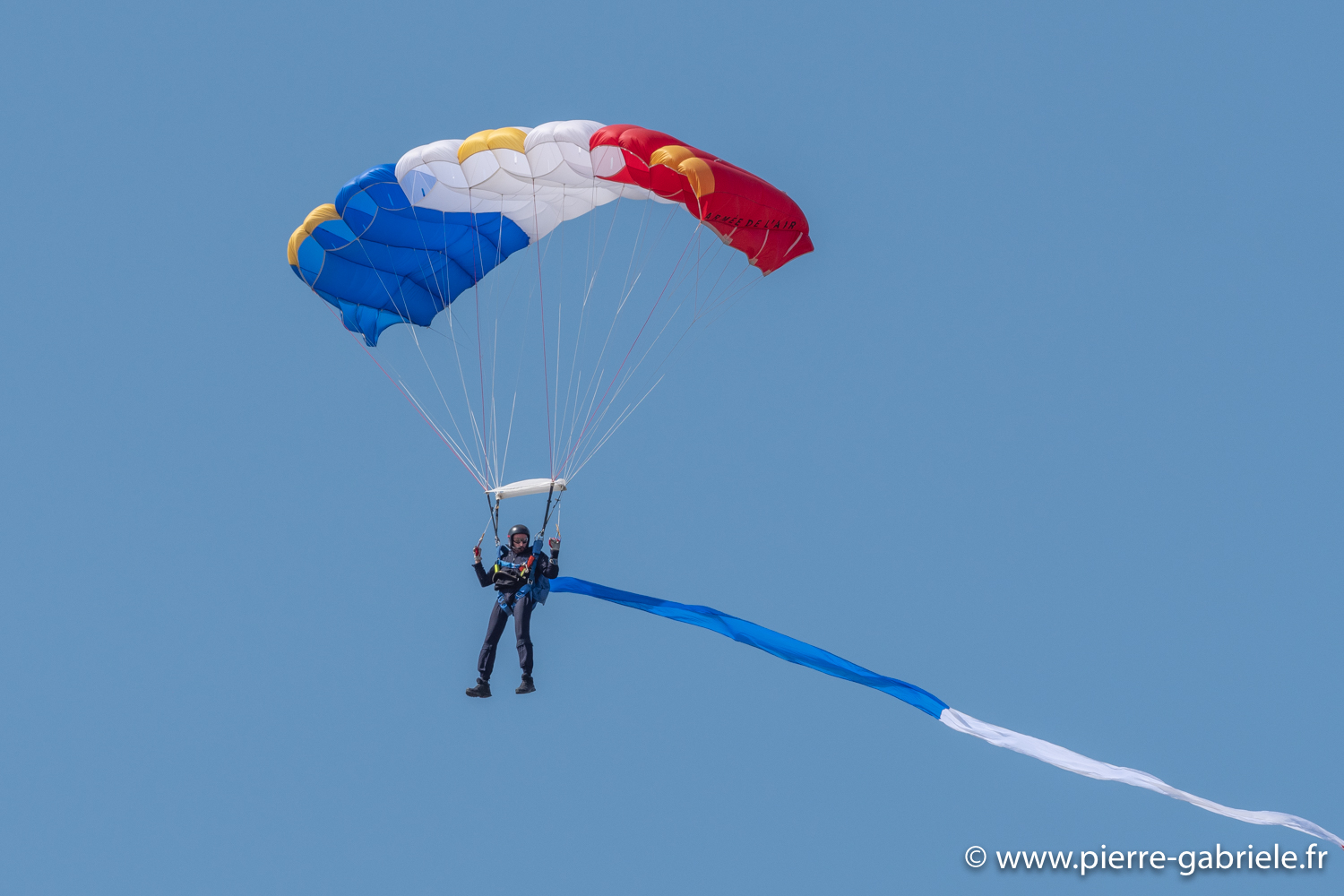 parachutiste-g93_1400.jpg