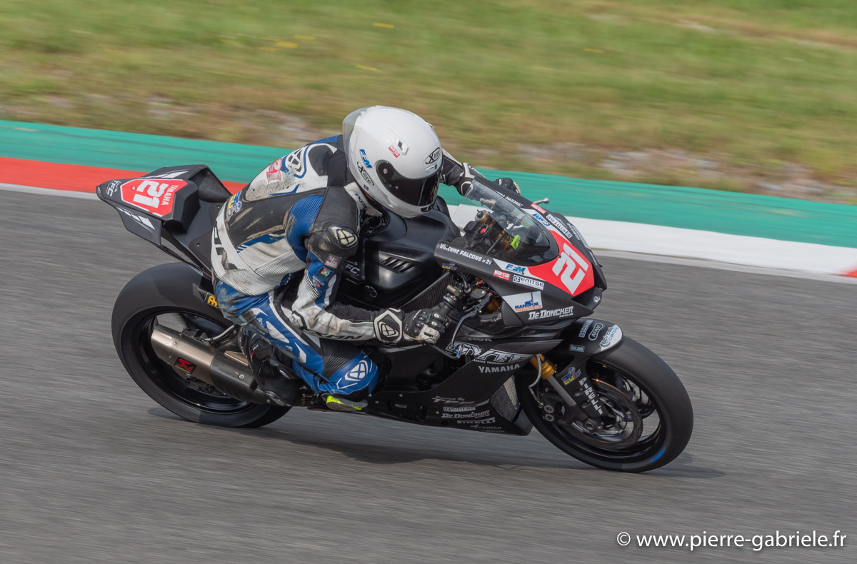 supersport600-g93_8363.jpg