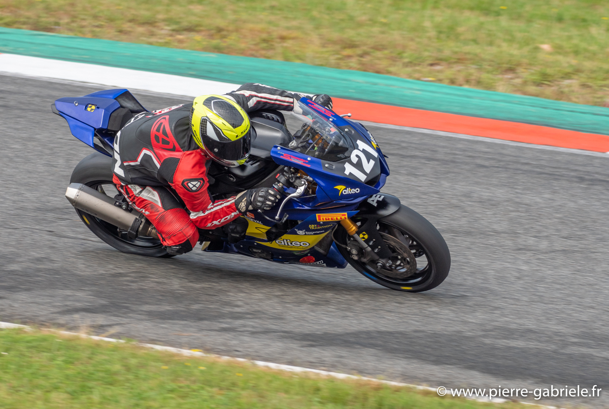 supersport600-g93_9031.jpg