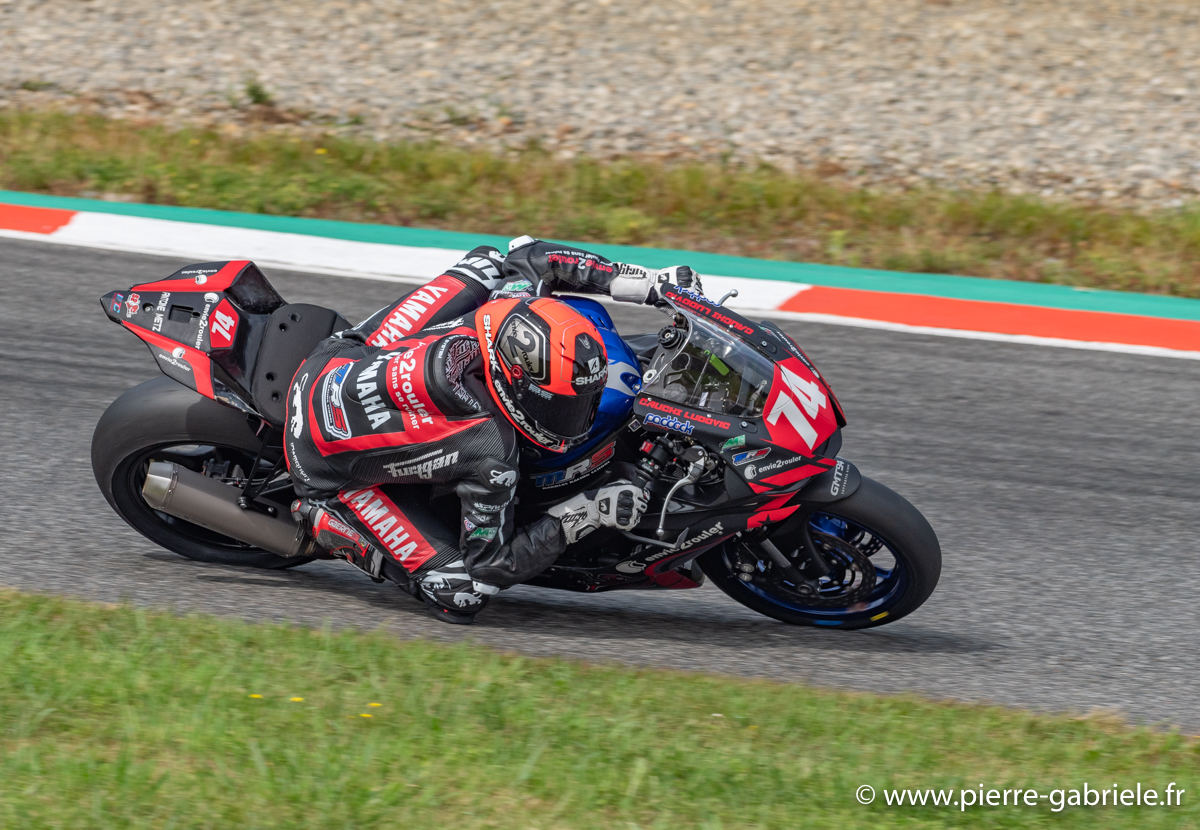 supersport600-g93_9044.jpg