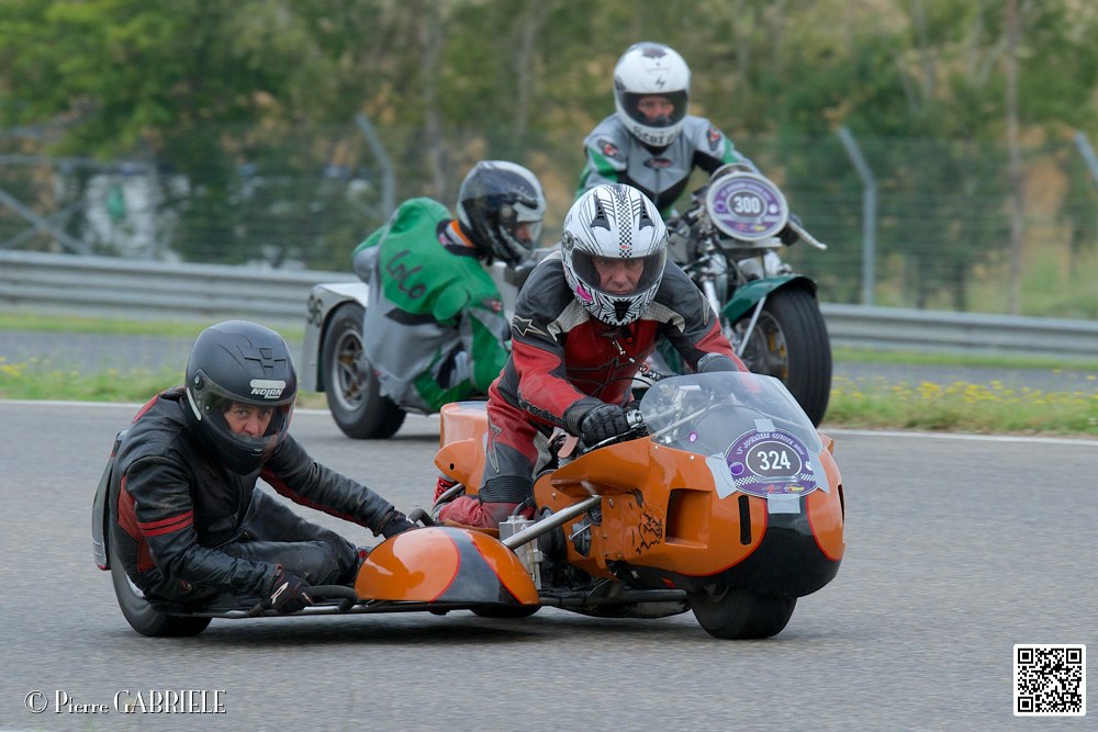 coyotes-2014-side_4563.jpg