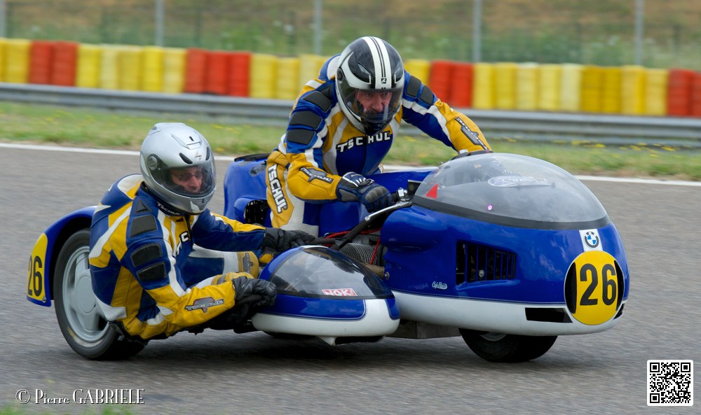 coyotes-2014-side_4608.jpg