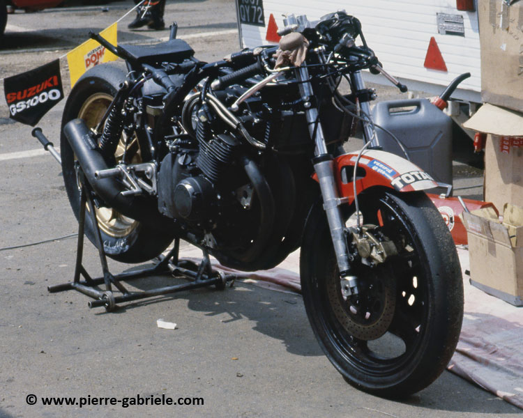 suzuki-yoshimura_d229.jpg