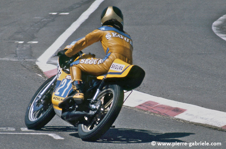 fernandez_d304.jpg