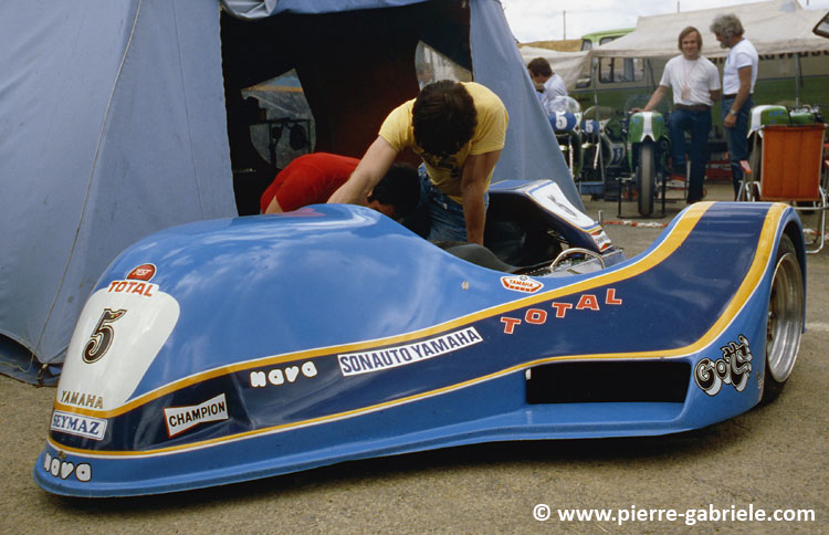 michel_d121.jpg