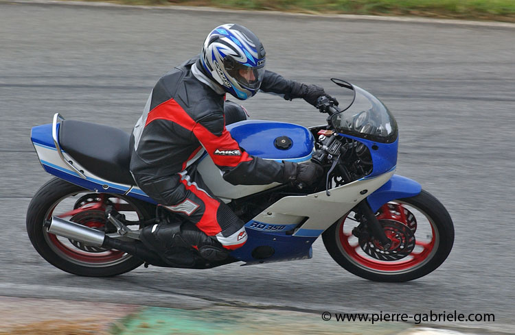 rg500-2004_1958.jpg