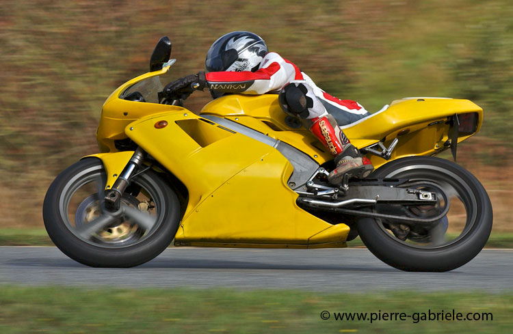 rg500-2004_2050.jpg
