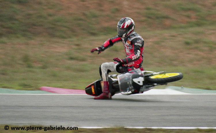 stey_n760.jpg