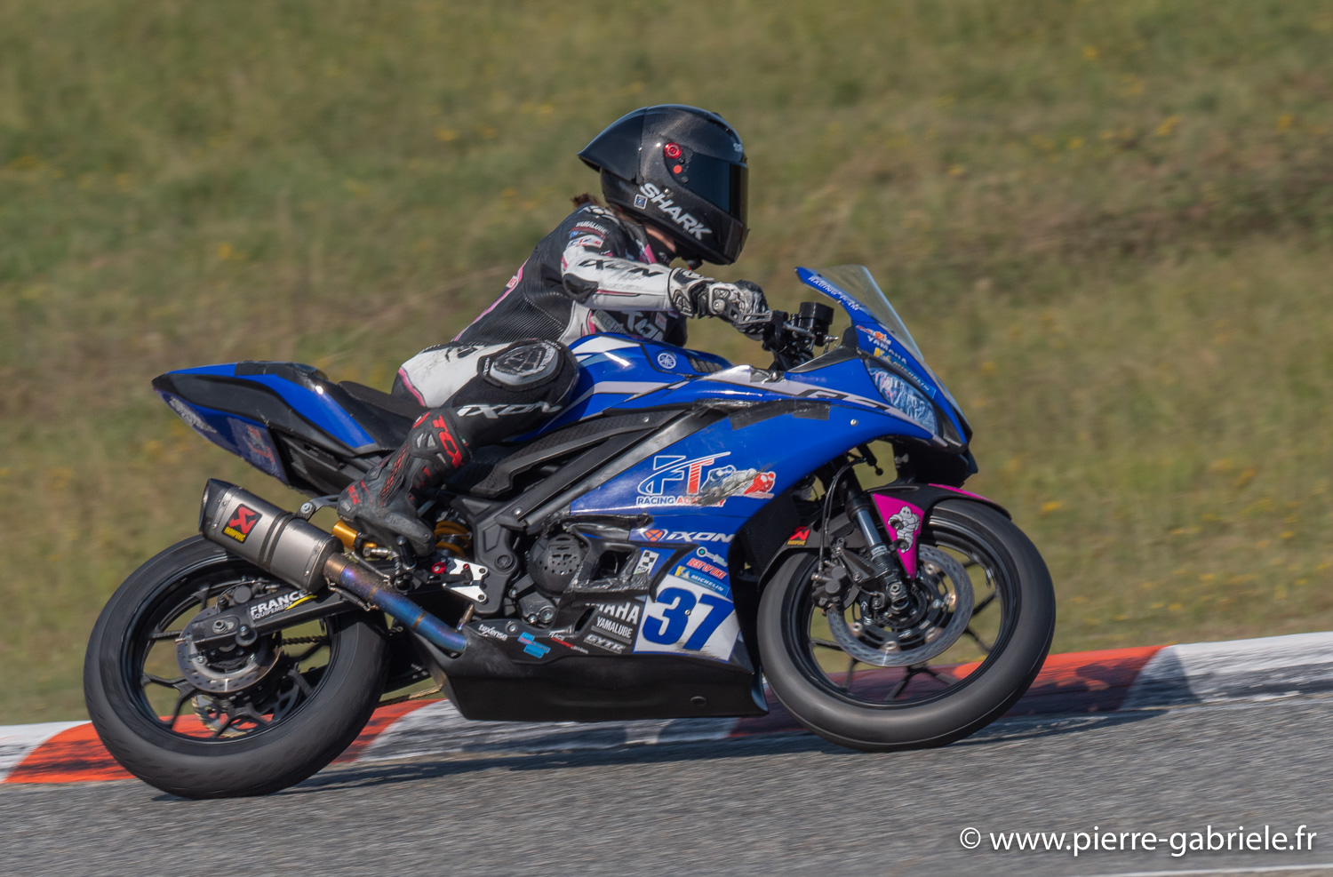 supersport600-g93_6213.jpg