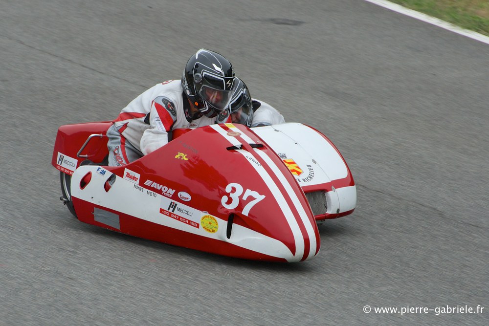 side_3810.jpg