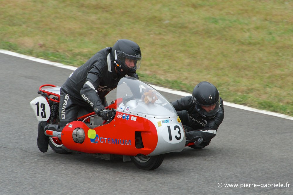 side_3817.jpg