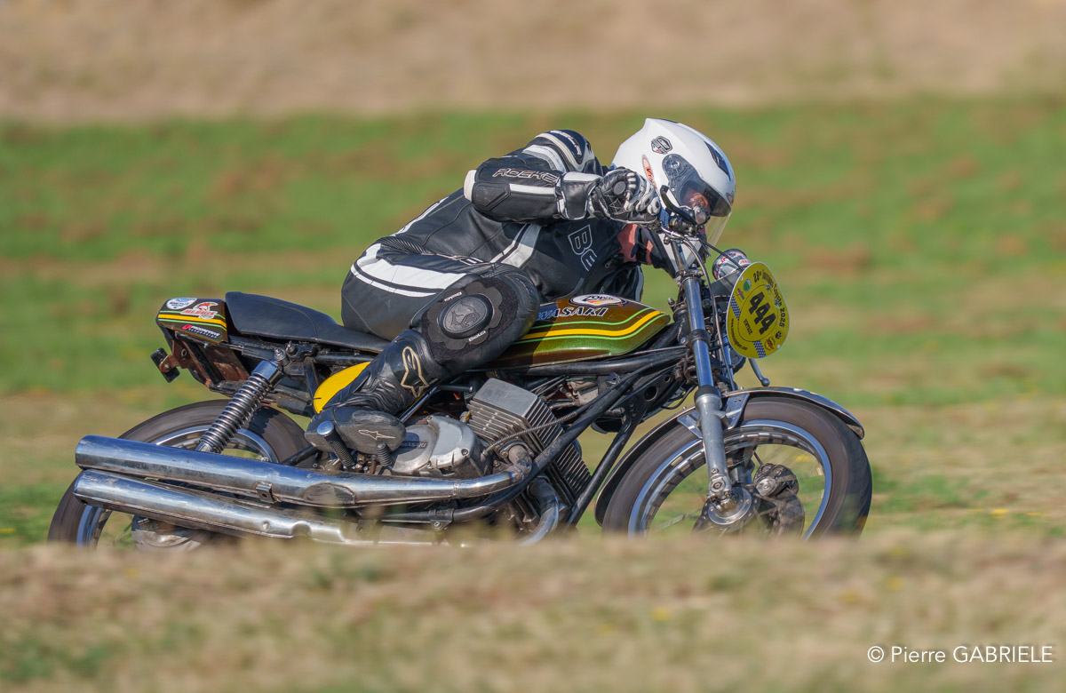 solos-a74n_04444.jpg