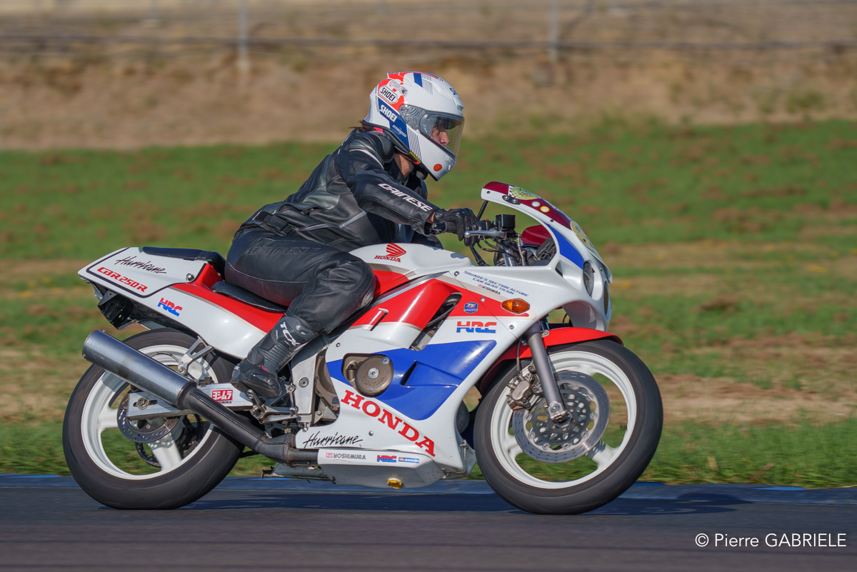 solos-a74n_04503.jpg