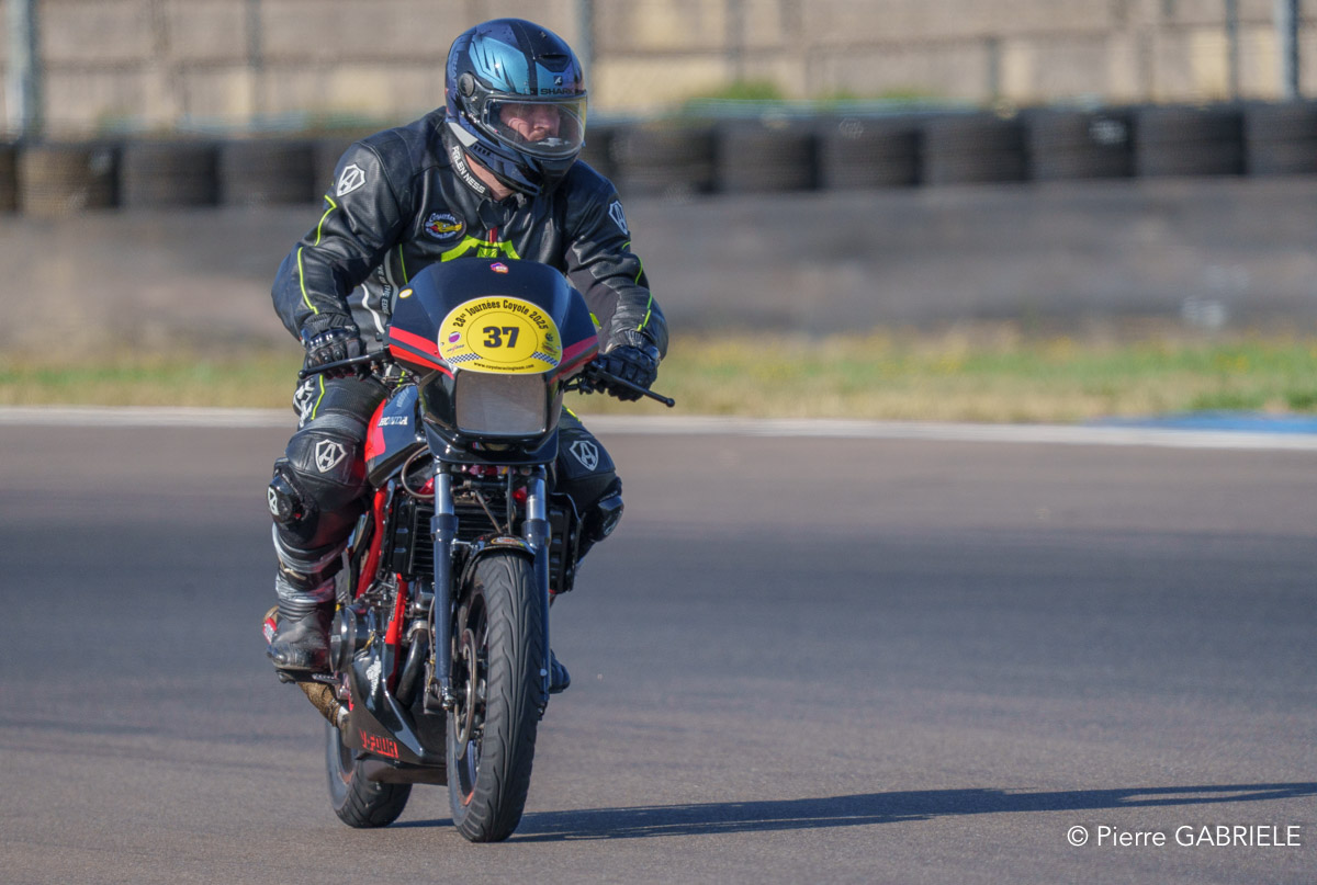 solos-a74n_04662.jpg