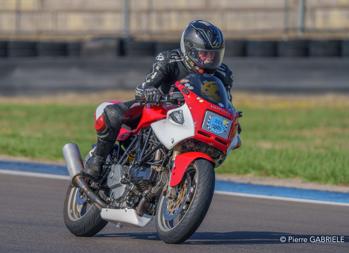 solos-a74n_04663.jpg