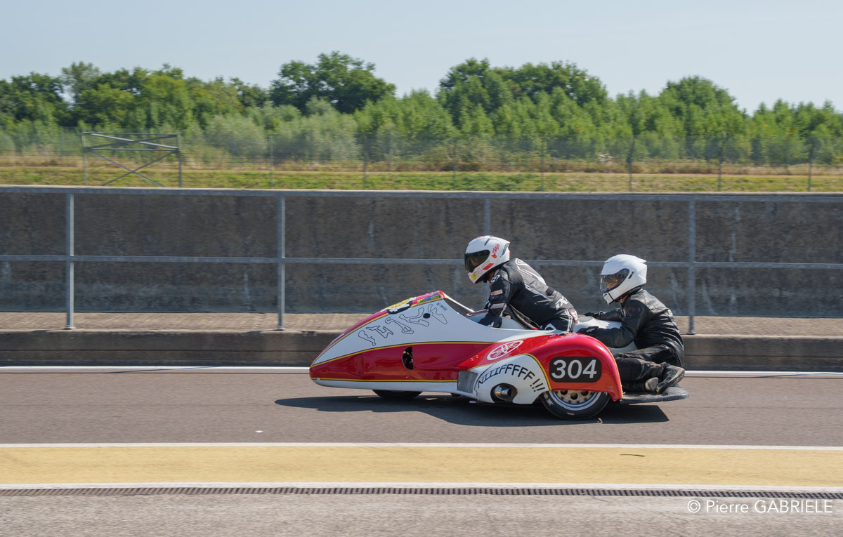stands-a7c2_00409.jpg
