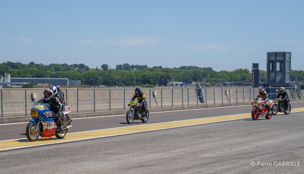 stands-a7c2_00428.jpg