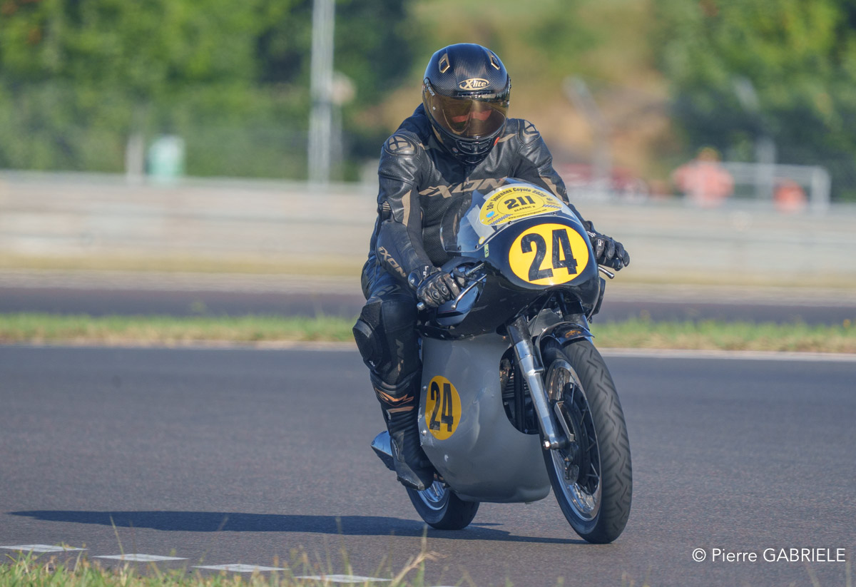 solos-a74n_03944.jpg
