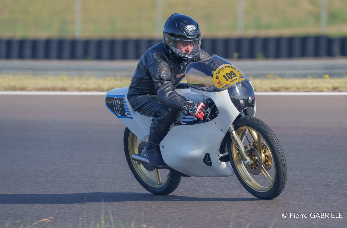 solos-a74n_04027.jpg