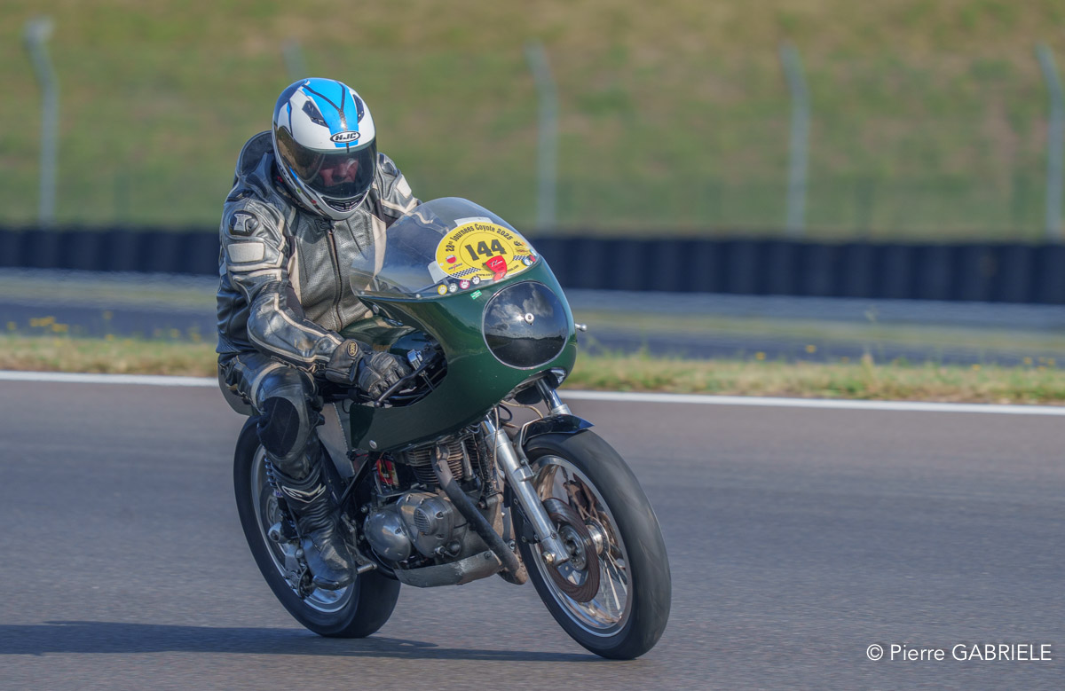 solos-a74n_04045.jpg
