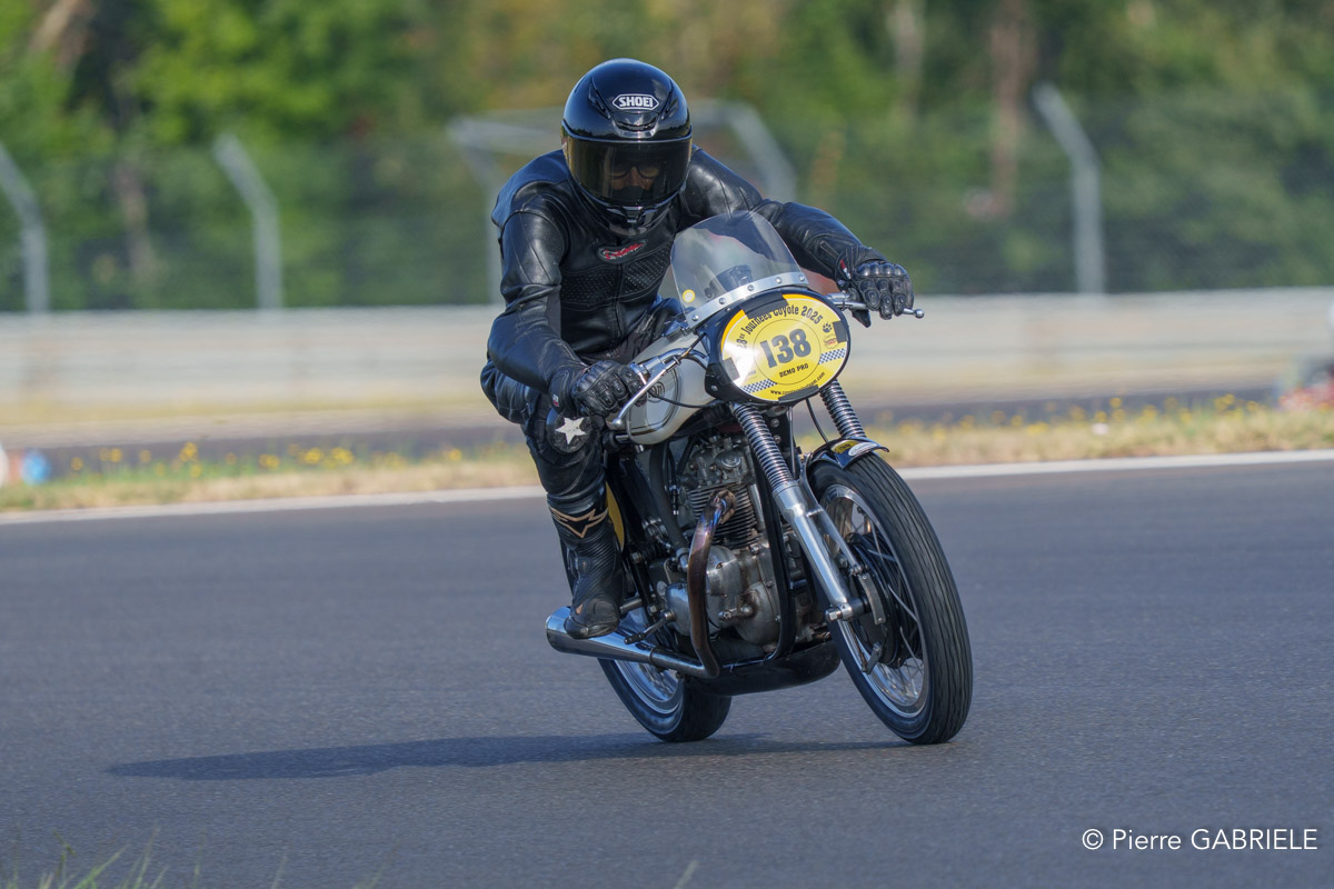 solos-a74n_04070.jpg