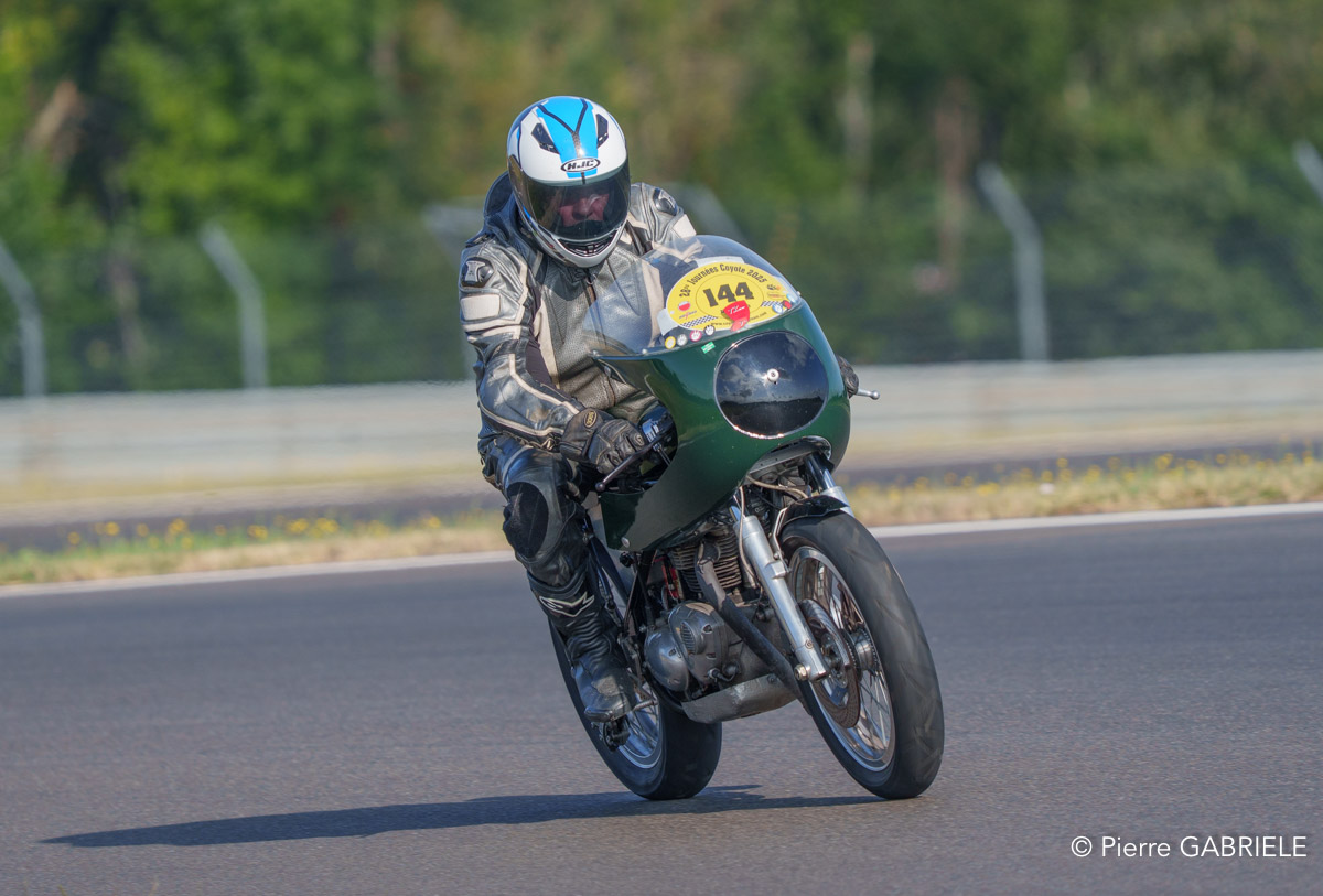 solos-a74n_04071.jpg