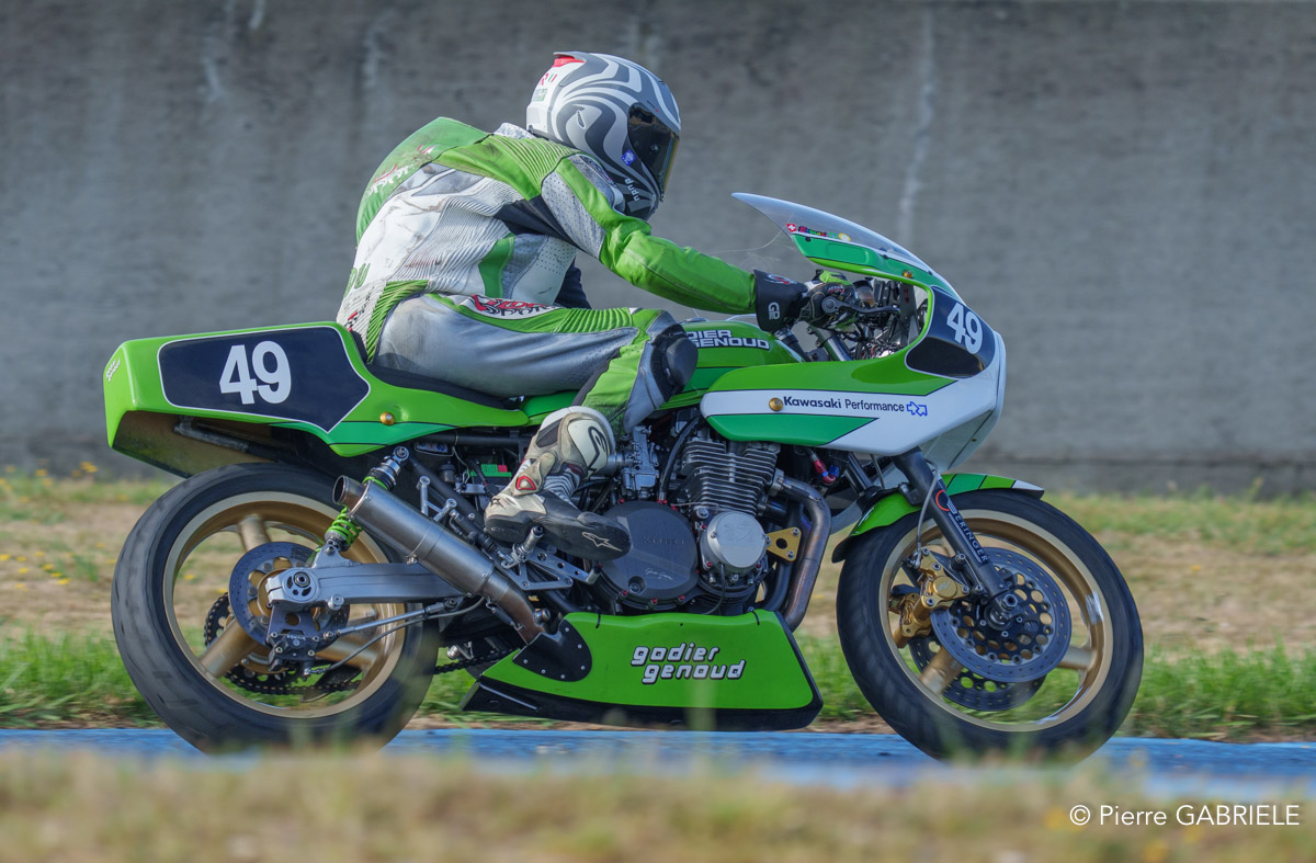 solos-a74n_04084.jpg