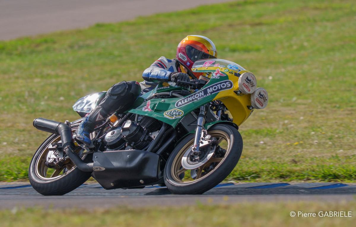 solos-a74n_04372.jpg