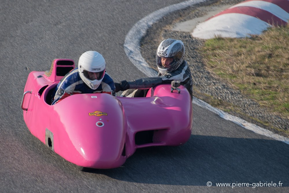 side-d5_5775.jpg