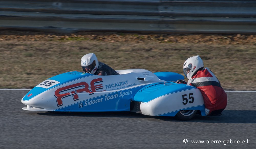side-d5_5781.jpg