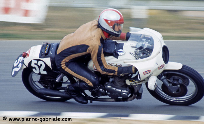 norton52lemans-230.jpg