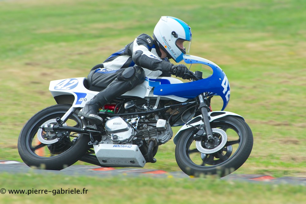 vecchio-ducati-twin_0979.jpg