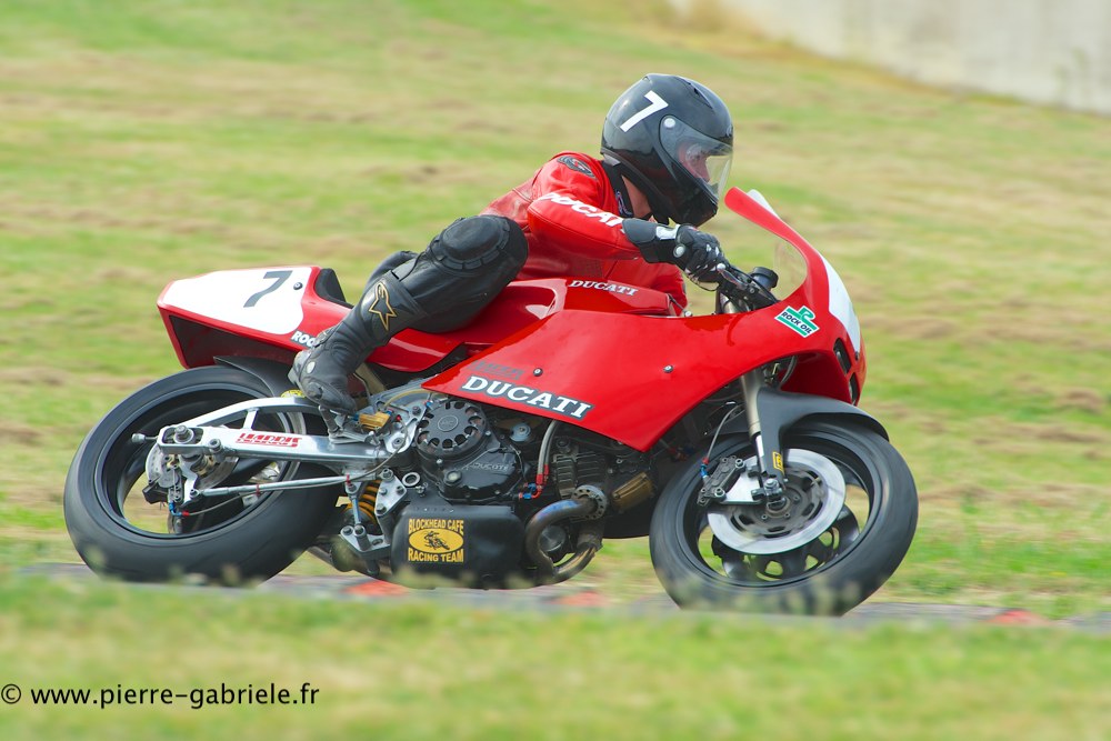 vecchio-ducati-twin_1000.jpg