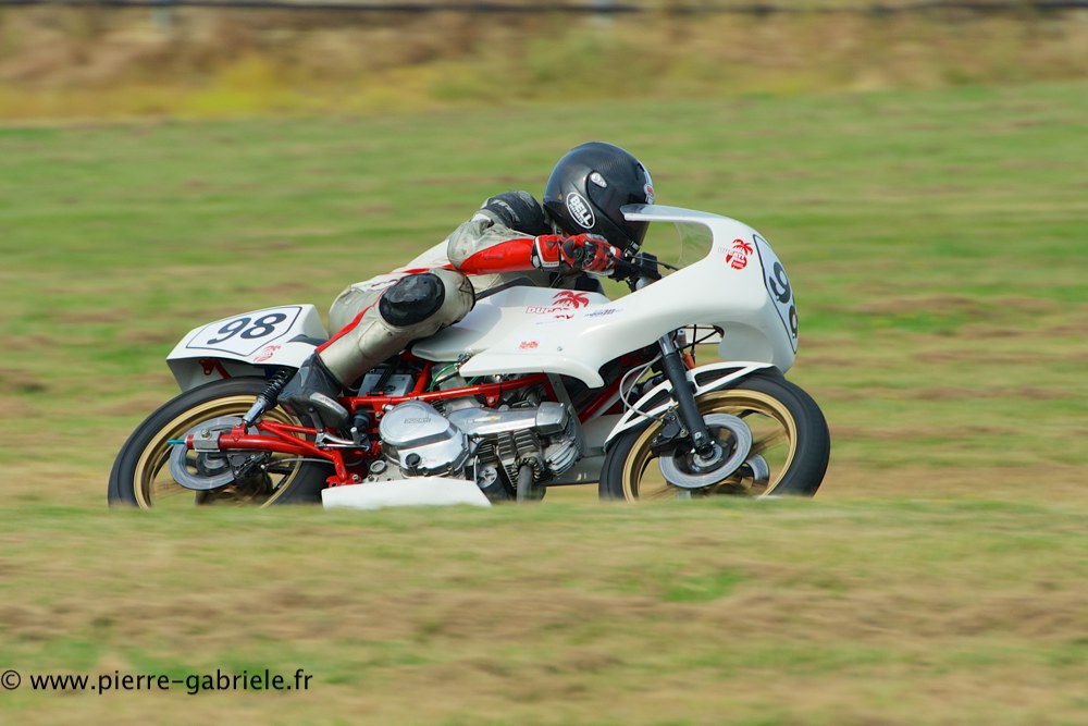 vecchio-ducati-twin_1038.jpg