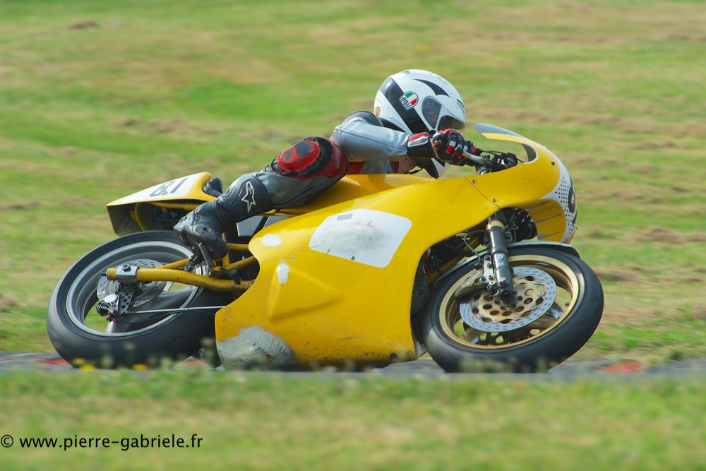 vecchio-ducati-twin_1045.jpg