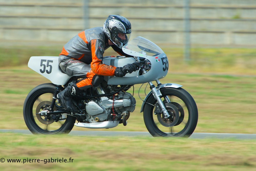 vecchio-ducati-twin_1125.jpg