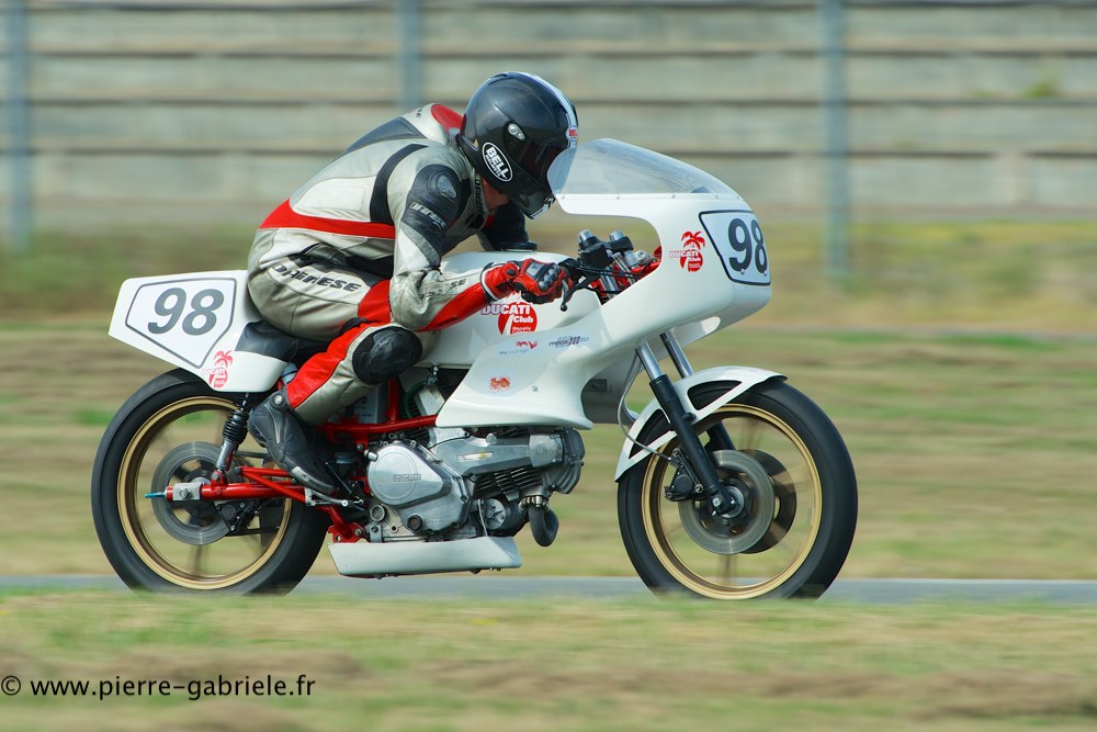 vecchio-ducati-twin_1127.jpg