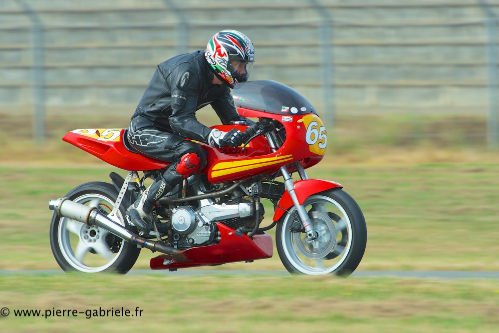vecchio-ducati-twin_1130.jpg