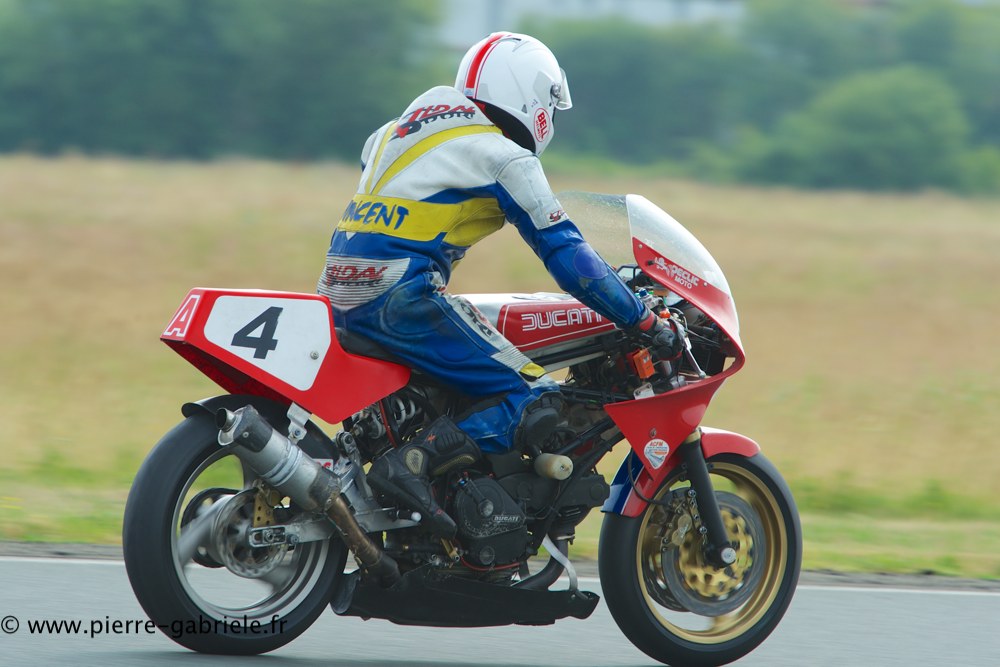 vecchio-ducati-twin_1140.jpg