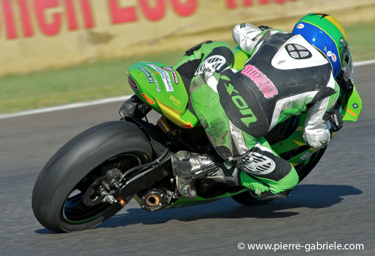 nogaro-pirelli600-2011_5171.jpg
