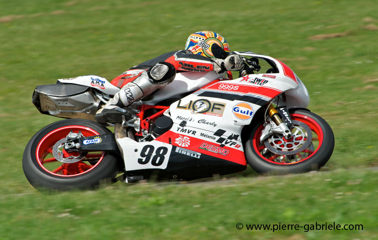 nogaro-toptwin-2011_4442.jpg