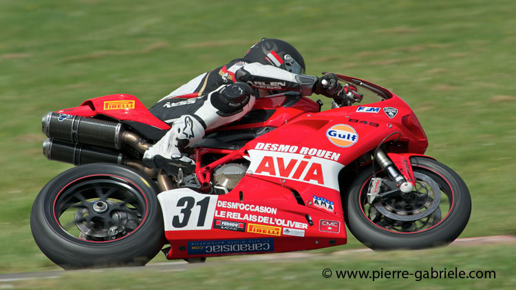 nogaro-toptwin-2011_4446.jpg