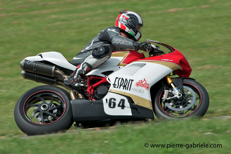 nogaro-toptwin-2011_4447.jpg