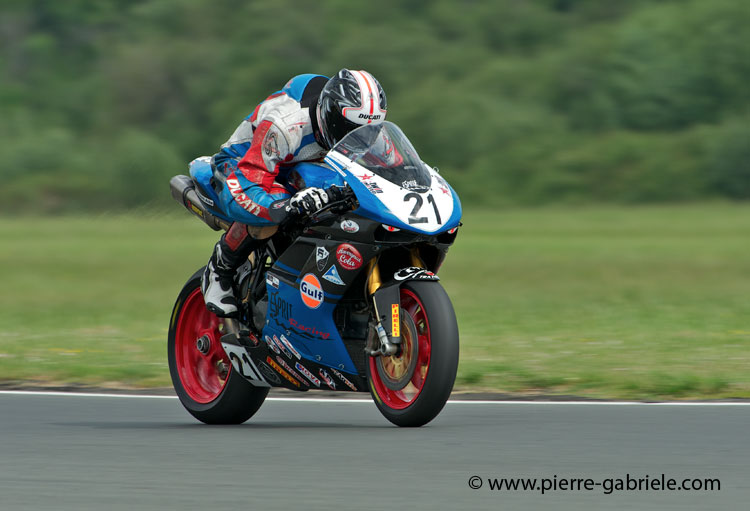 nogaro-toptwin-2011_4474.jpg