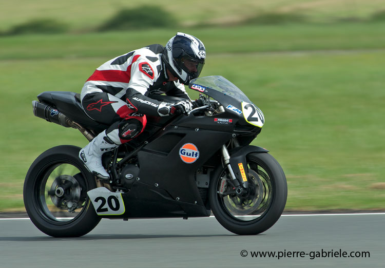 nogaro-toptwin-2011_4486.jpg