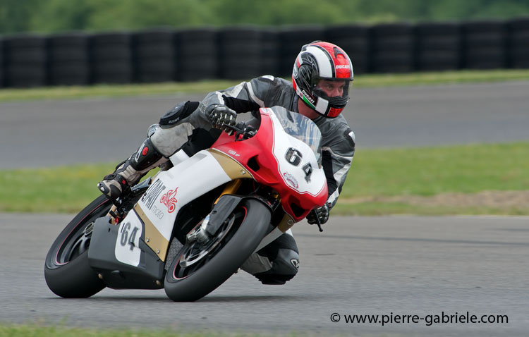 nogaro-toptwin-2011_4501.jpg
