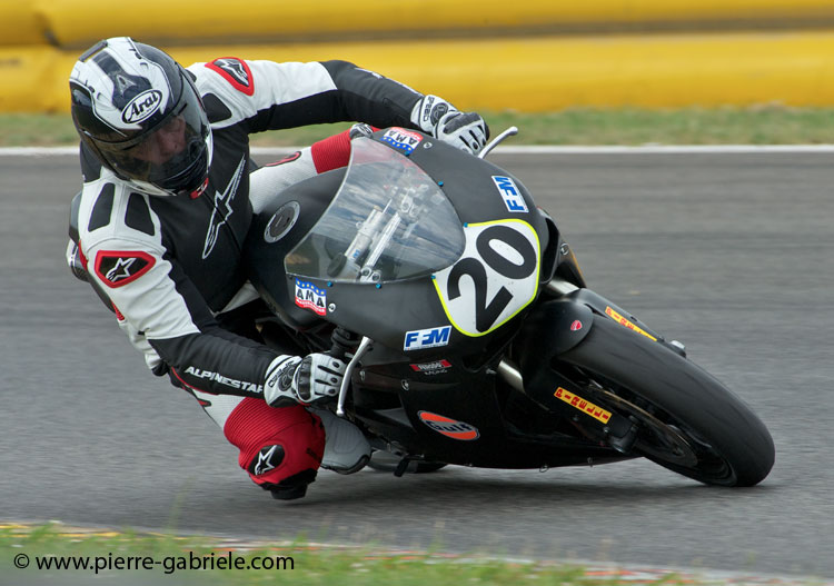 nogaro-toptwin-2011_4525.jpg