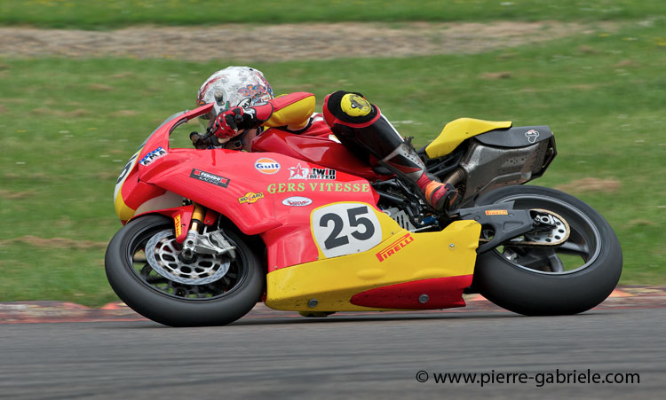 nogaro-toptwin-2011_5091.jpg