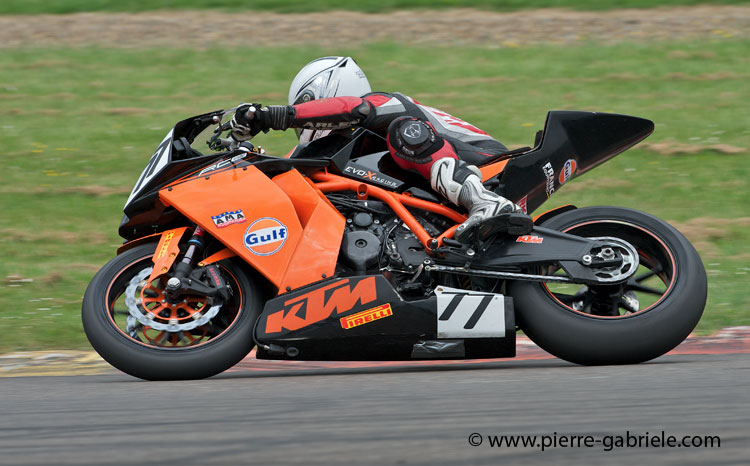 nogaro-toptwin-2011_5095.jpg