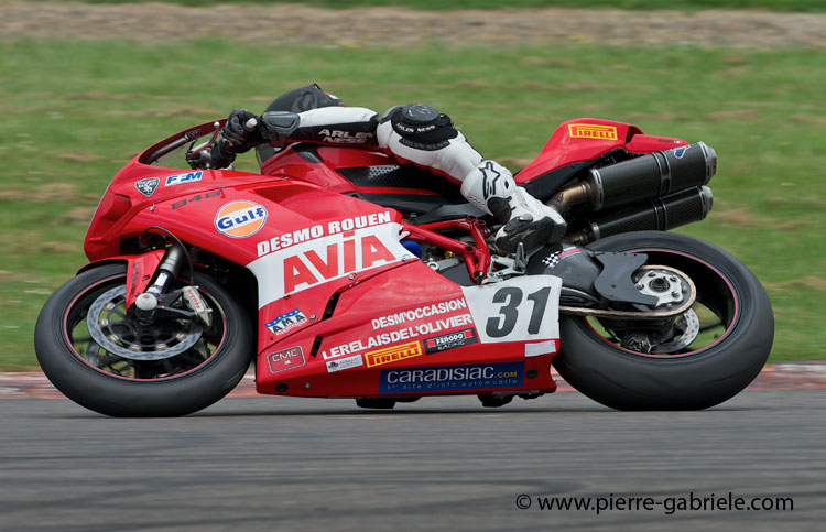 nogaro-toptwin-2011_5096.jpg